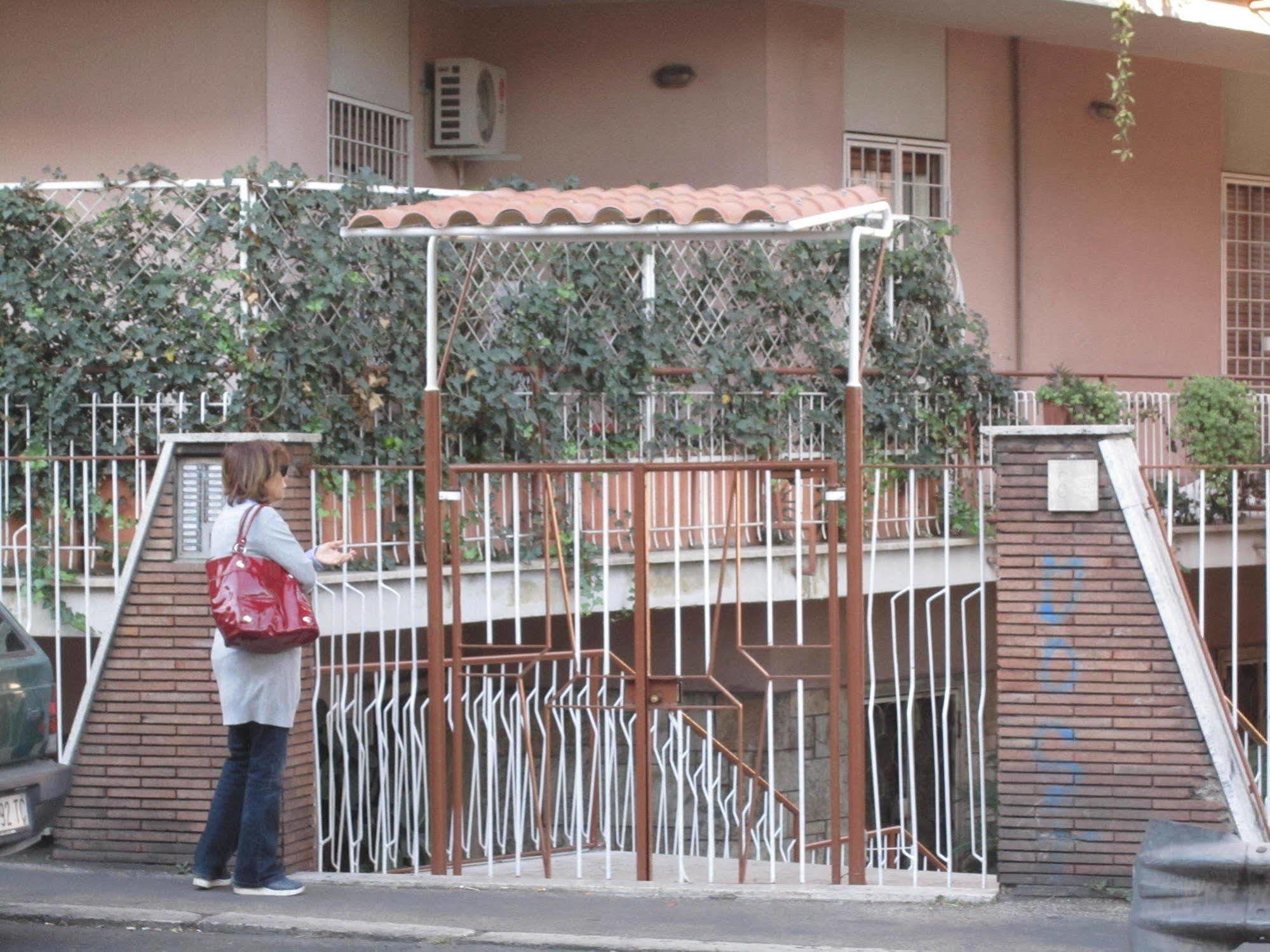 Le Cupole Bed & Breakfast Rome Exterior photo